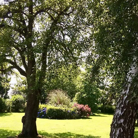 La Crepelliere Bed & Breakfast 3*